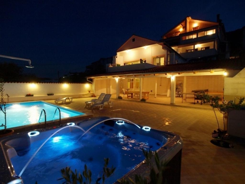 Apartments And Rooms With A Swimming Pool Kali, Ugljan - 14083 Luaran gambar
