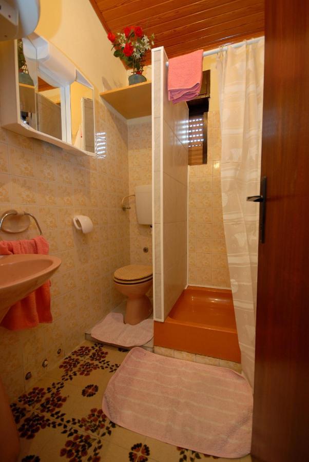 Apartments And Rooms With A Swimming Pool Kali, Ugljan - 14083 Luaran gambar