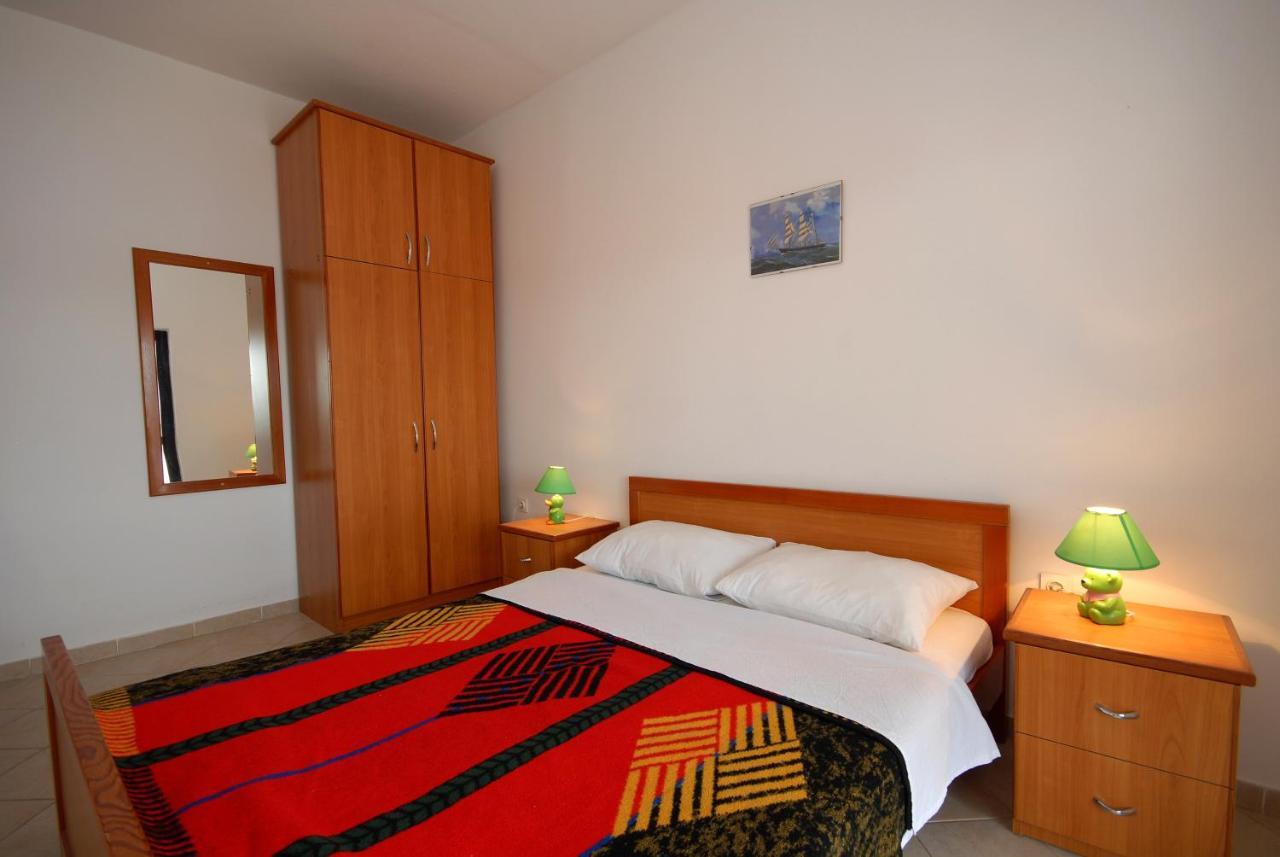 Apartments And Rooms With A Swimming Pool Kali, Ugljan - 14083 Luaran gambar