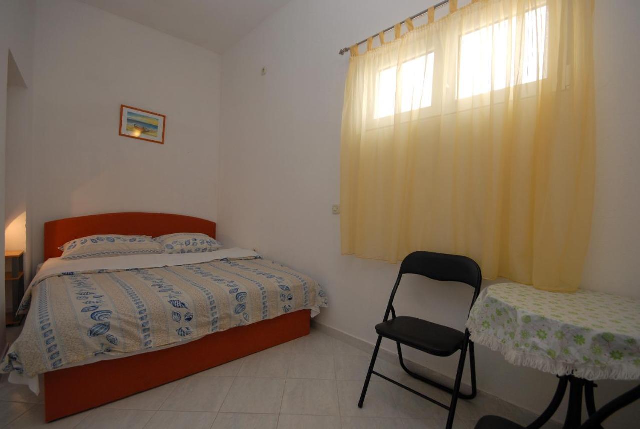 Apartments And Rooms With A Swimming Pool Kali, Ugljan - 14083 Luaran gambar
