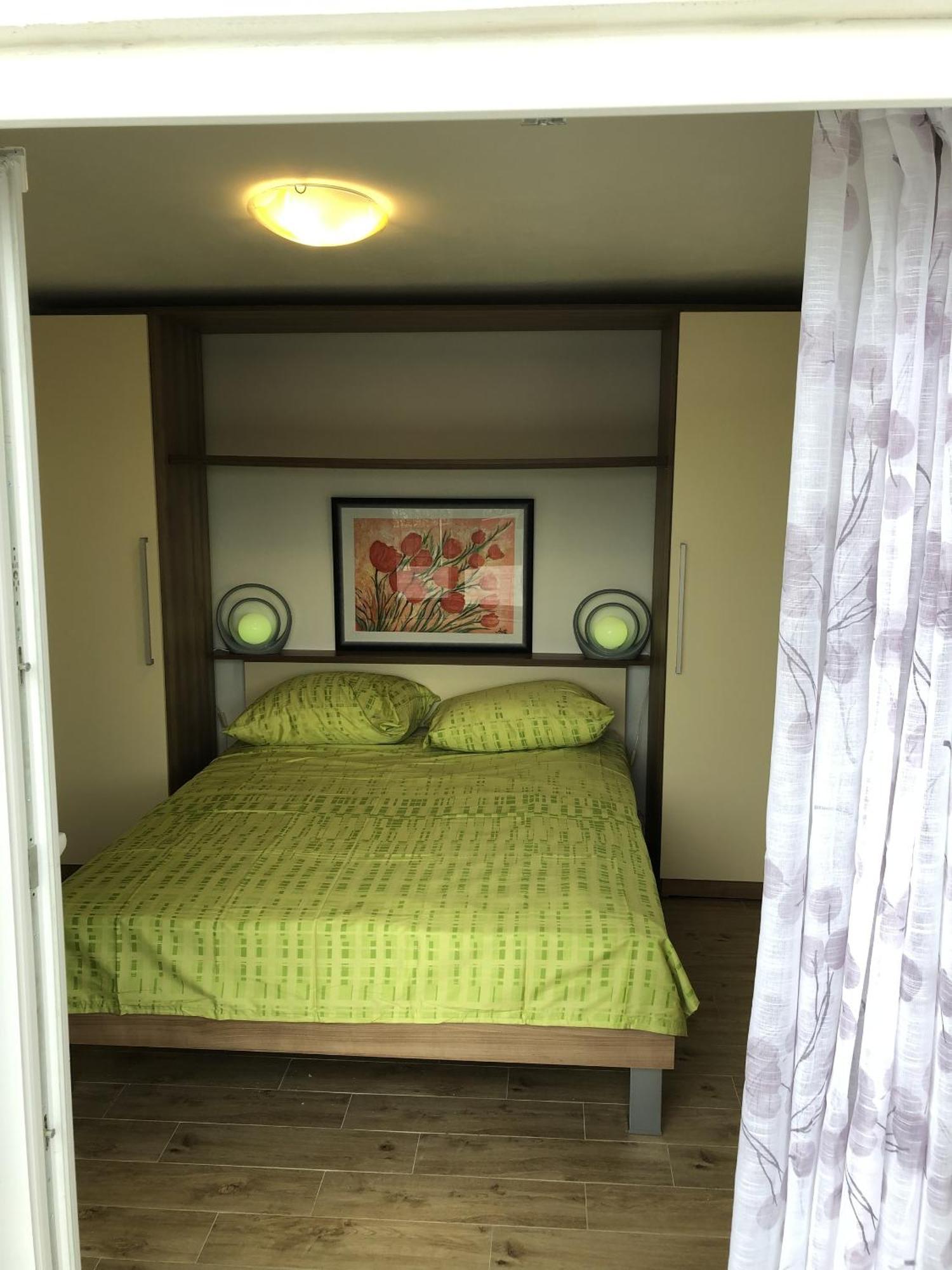 Apartments And Rooms With A Swimming Pool Kali, Ugljan - 14083 Bilik gambar